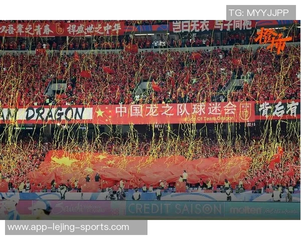 足坛三巨星联手再掀绿茵风暴引爆全球球迷热情与激情